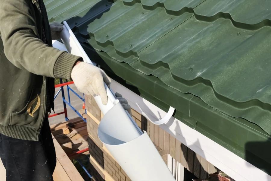 Reliable Gutter Cleaning Service